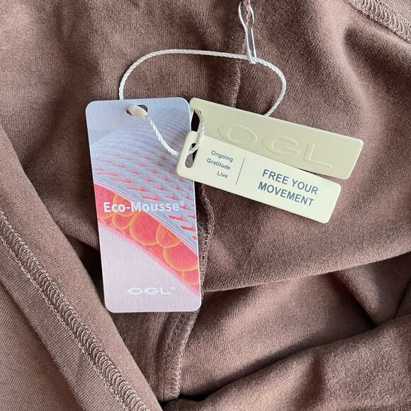 OGL Turtleneck Puff Sleeve Top Thermal Eco Mousse Mocha Brown Size Small NEW - Picture 8 of 8